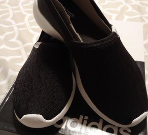 New Adidas Lite Racer cloudfoam running Shoe.